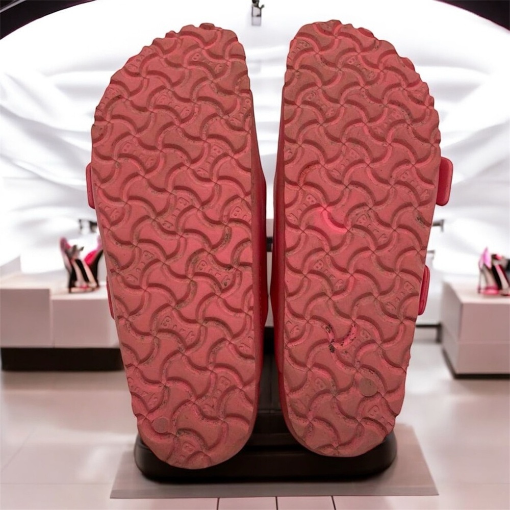Germany Birkenstock Pink Sandals size 7 women’s - Picture 2 of 4